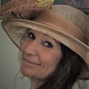 Meet your Posher, Marilyn